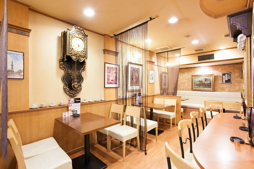 居心地の良さを追求した清潔感溢れる店内
