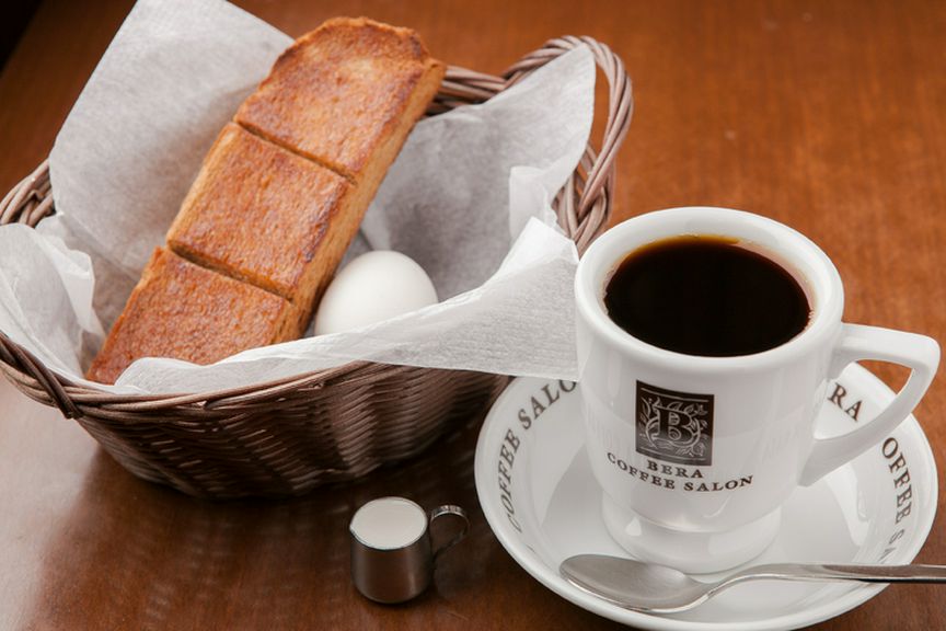 休日の朝は家族そろっての「モーニング」はいかが？