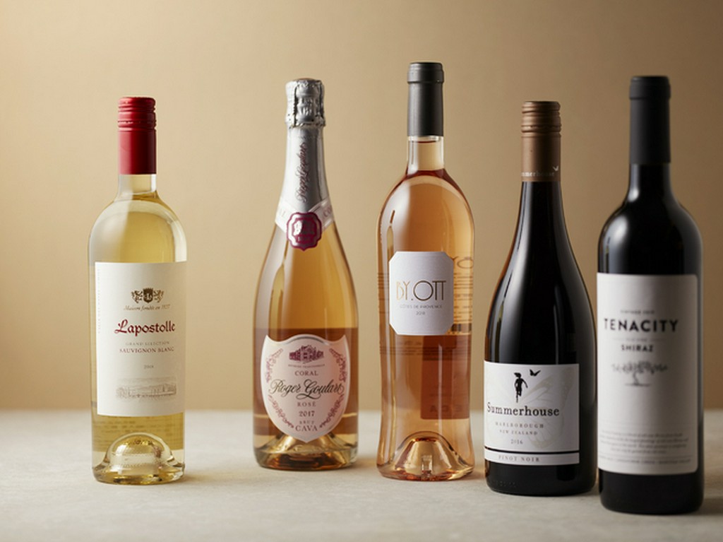 世界各国から取り寄せたワイン