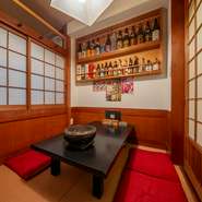 活きにこだわる海鮮の美味を気取らず豪快に食す黒潮の恵みをいただく幸せを食す人の笑顔で知る。地元のお客様にも県外のお客様にも人気の掘りごたつの個室です。

