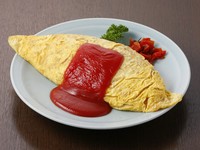 人気の昔ながらのオムライス