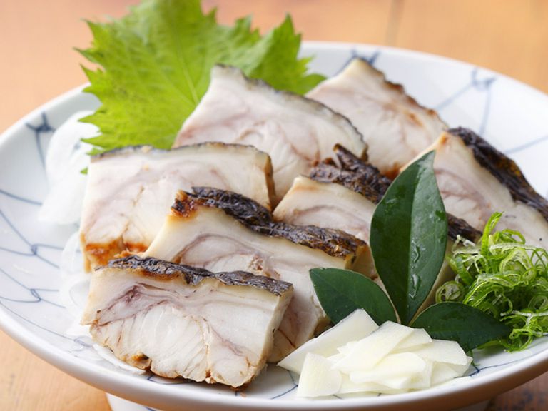 土佐料理うつぼのタタキ