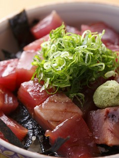 鰹（かつお）丼