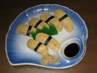 ニケ：352円