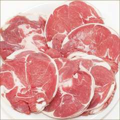 丸い成型ラム肉とラムショルダー肉が食べ放題。

飲み放題も付いたお値打ちコースです
