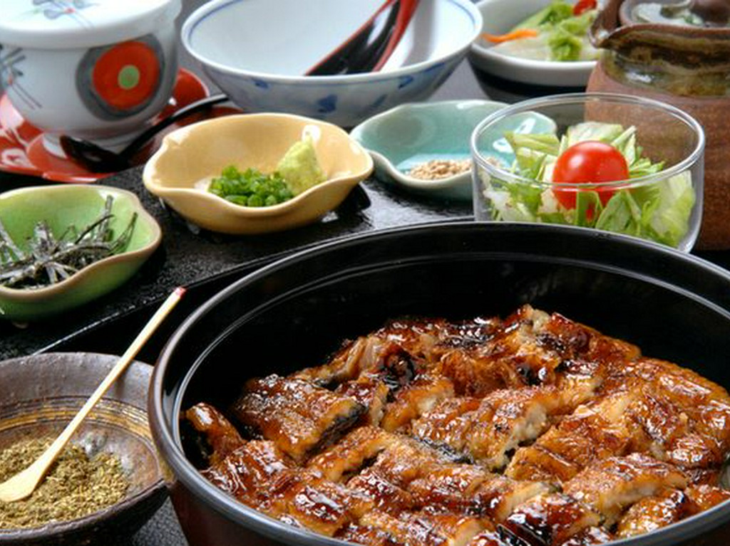 特選＜ひつまぶし＞