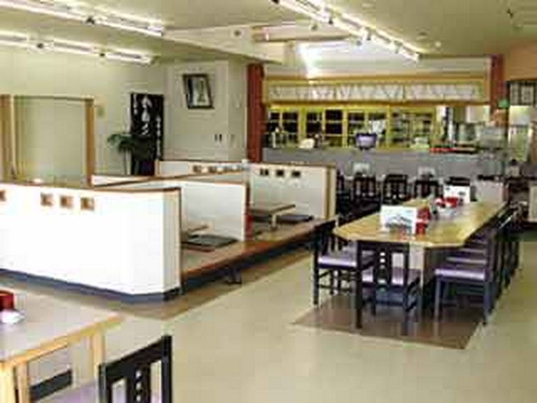 店内は全てバリアフリーなので、ベビーカーや車イスの方も安心