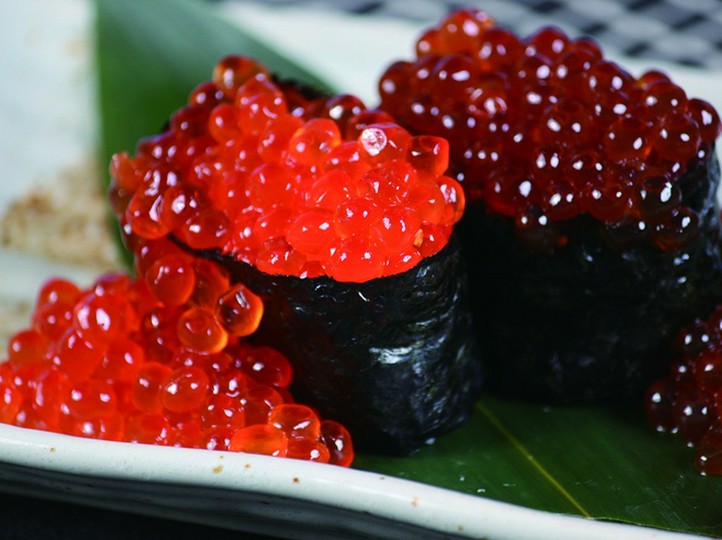 塩イクラ醤油いくら軍艦