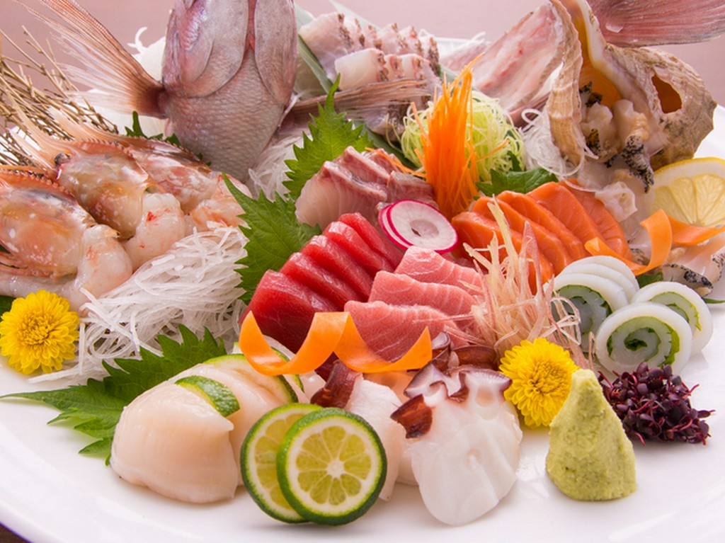 旬のお刺身や、フグなど特別な海の幸も堪能出来ます