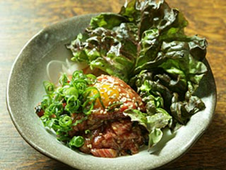 青森産　馬肉のユッケ