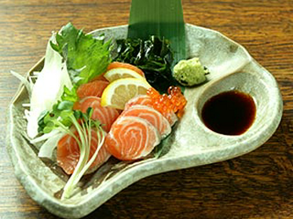 サーモンの刺身