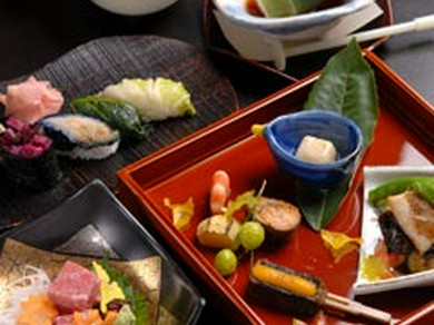 飲み放題、税サ込の宴会会席コース10000円〜