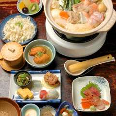 お鍋を囲んで　飲み放題