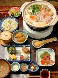 ボリュームたっぷりのお鍋が旨い！