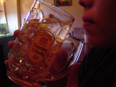 落ち着いた雰囲気でおいしいお酒を・・・