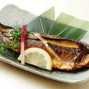 さばの塩焼き、ほっけの開き、西京焼き、本日の焼き魚よりお選びください。