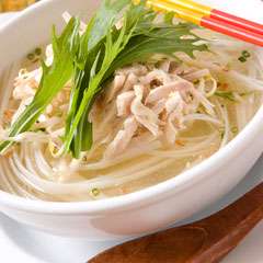 『ベトナム屋台麺 フォーガー』