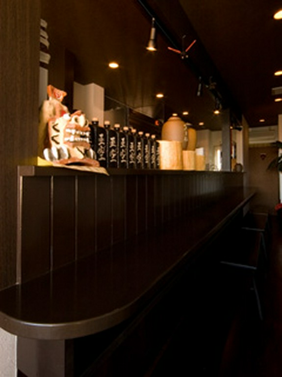 扉を開けると感じるアジアの風