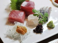 刺身の盛り合わせ(2人前)