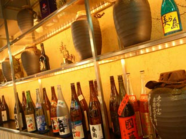 焼酎、地酒、果実酒の種類も豊富