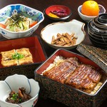 ☆うなぎを丸ごと楽しみたい方へ！！