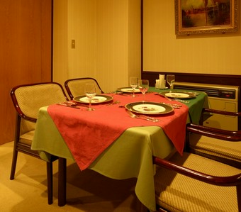 ゆったり落ち着ける空間で、想い出に残る楽しいひとときを