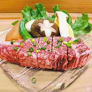 牧場から直送されるお肉が最大の自慢です！