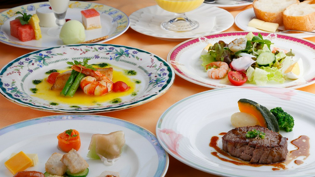 本格的なフランス料理をリーズナブルに楽しめる『フルコース』