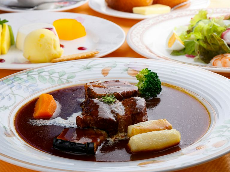 ソースが濃厚でコク深い『料理長自慢のビーフシチュー』