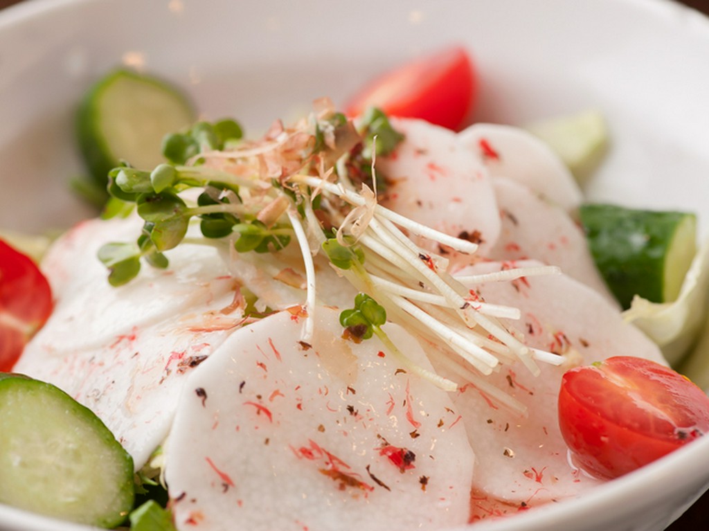 箸休めにぴったり！　『長いもの梅すっぱサラダ』