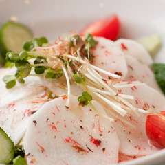 箸休めにぴったり！　『長いもの梅すっぱサラダ』