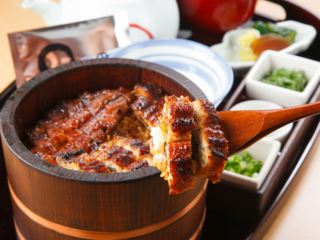 三度の楽しみ方で鰻の味わいがより広がる、伝統の味・ひつまぶし