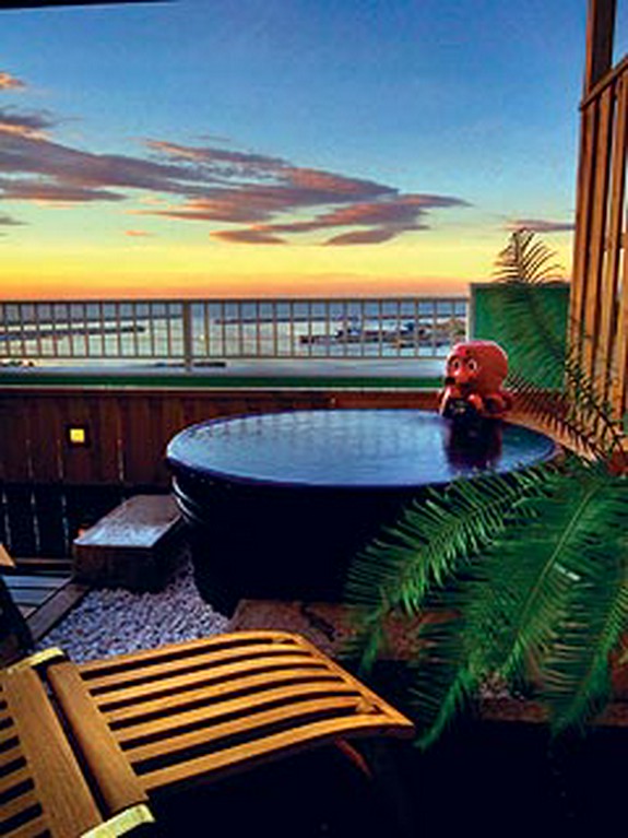 貸切露天風呂は、時を忘れるぐらいの海景色