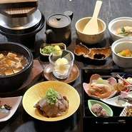 結コースに松阪牛焼きしゃぶ・デザートが付いた1ランク上のコースです