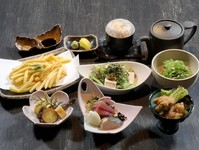 お気軽な大皿コース、当日でも対応出来ます。（お料理の何種類かは大皿でお出し致します）