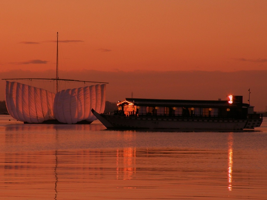 霞ヶ浦の新たな魅力を発見！屋形船「霞月丸」