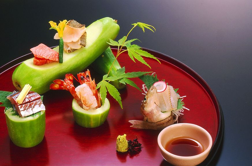 魚介類は築地を介さず漁港より直送