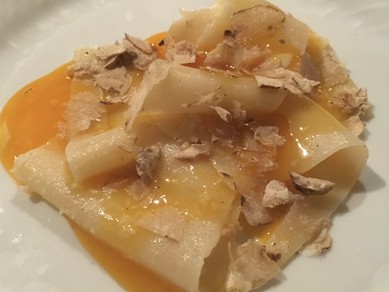 ストラッチ　熟成卵黄と白トリュフ