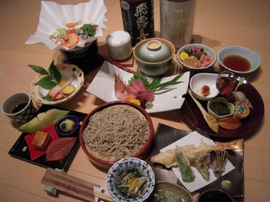 お誕生日に最適な、当店のコース料理をお愉しみ下さい。