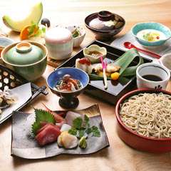 コース料理の『伽羅』（きゃら）5000円