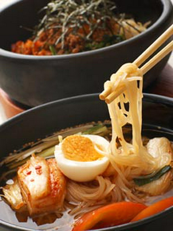 冷麺と石焼ビビンバ