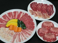 国産牛ほほ肉
国産鶏もも
牛上塩タン(アメリカ・カナダ産)
牛カルビ(アメリカ産)
牛ハラミ(オーストラリア産)
豚カルビ
国産豚ホルモン