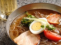 料理43品、ドリンク38品から選んでいただけます。
