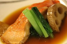 ふくとくの美味しいが詰まった椿コース。
匠コースに比べ刺身や焼き物などの内容がグレートアップします
