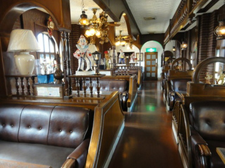 コーヒーレストプラザ ニューリンデン 倉敷その他/カフェ 座席 | ヒトサラ