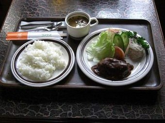 ハンバーグ定食