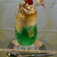 プリンアイランドパフェ