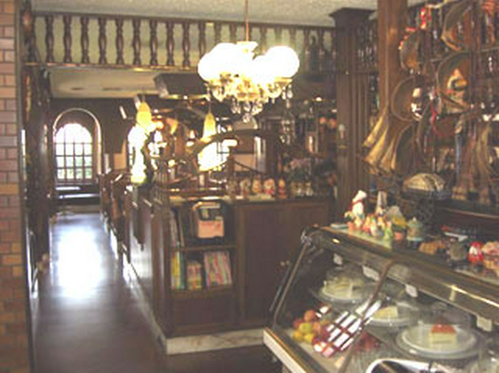 クラシカルで、落ち着いた雰囲気。くつろいだ時間を過ごせます。