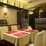 フレンチの修業経験もある店主が手作りにこだわった、旬の素材を活かしたイタリアンのコースは、ちょっぴり贅沢な気分を味わいたいデートに最適です。落ち着きのある空間で、2人の素敵な時間が過ごせます。