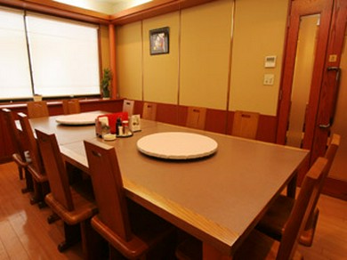 完全個室完備。会社の接待等に是非ご利用ください。
